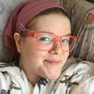 Meet your Posher, Genevieve